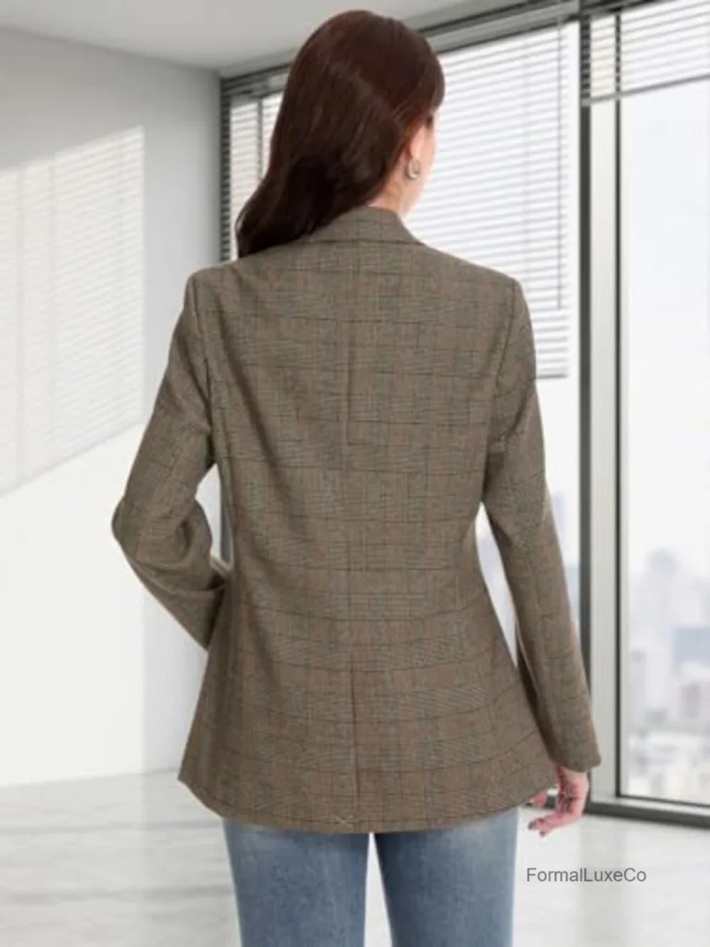 Lightweight Notched Lapel Plaid Blazer with Pockets for Work & Casual